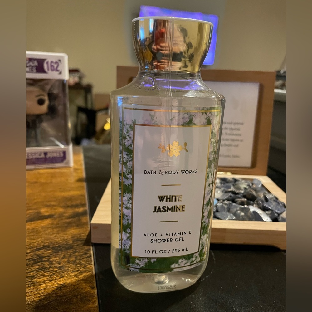 💰3 for 15💰Bath and Body works shows gel- White Jasmine